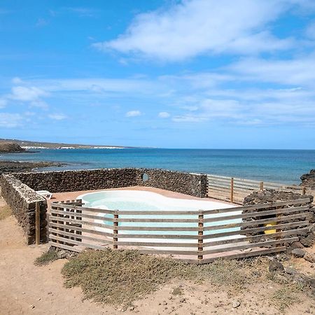 Playa Marina Eco Beach And Pool Bungalow Mala View Аррієта Екстер'єр фото